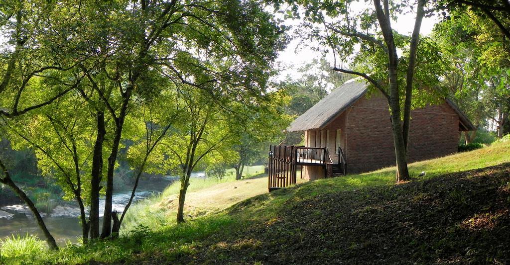 Kwambali Riverside Lodge Hazyview Rum bild