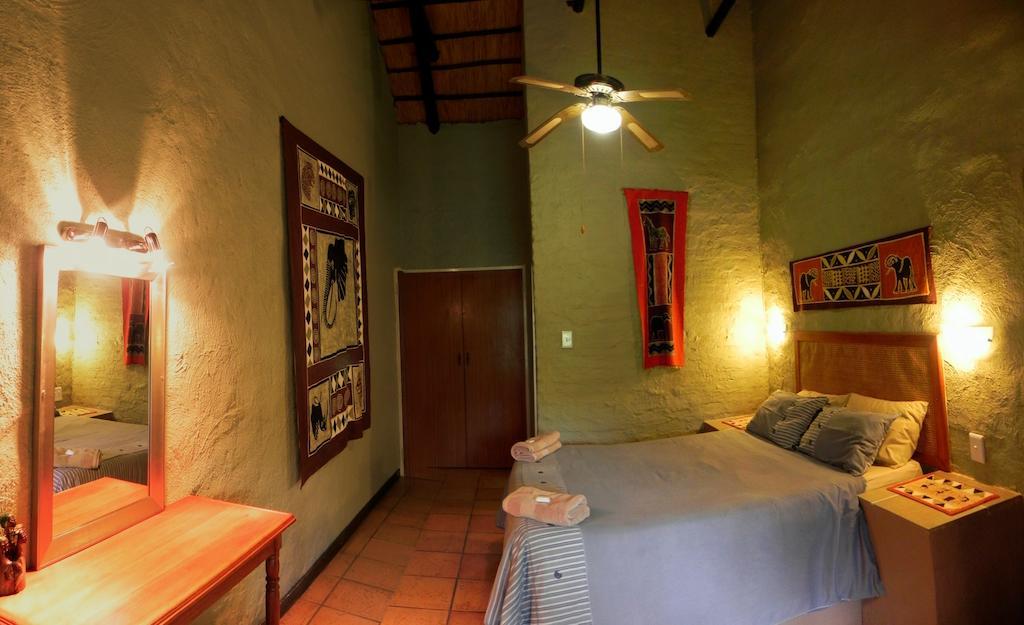 Kwambali Riverside Lodge Hazyview Rum bild