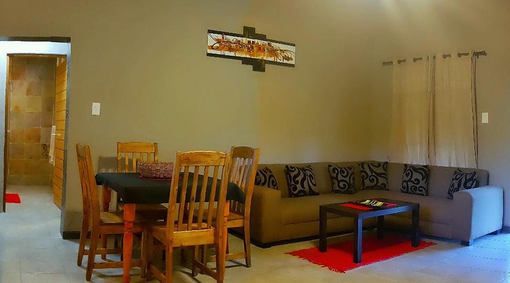 Kwambali Riverside Lodge Hazyview Exteriör bild