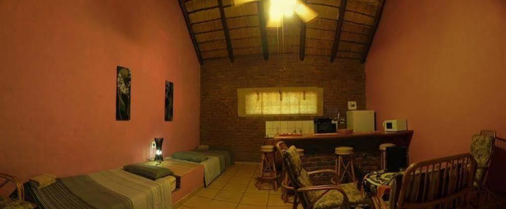 Kwambali Riverside Lodge Hazyview Exteriör bild