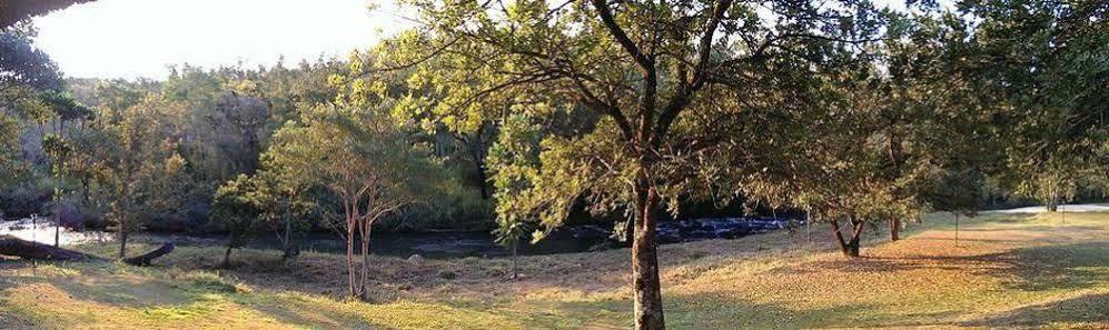 Kwambali Riverside Lodge Hazyview Exteriör bild