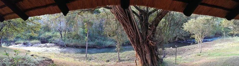 Kwambali Riverside Lodge Hazyview Exteriör bild